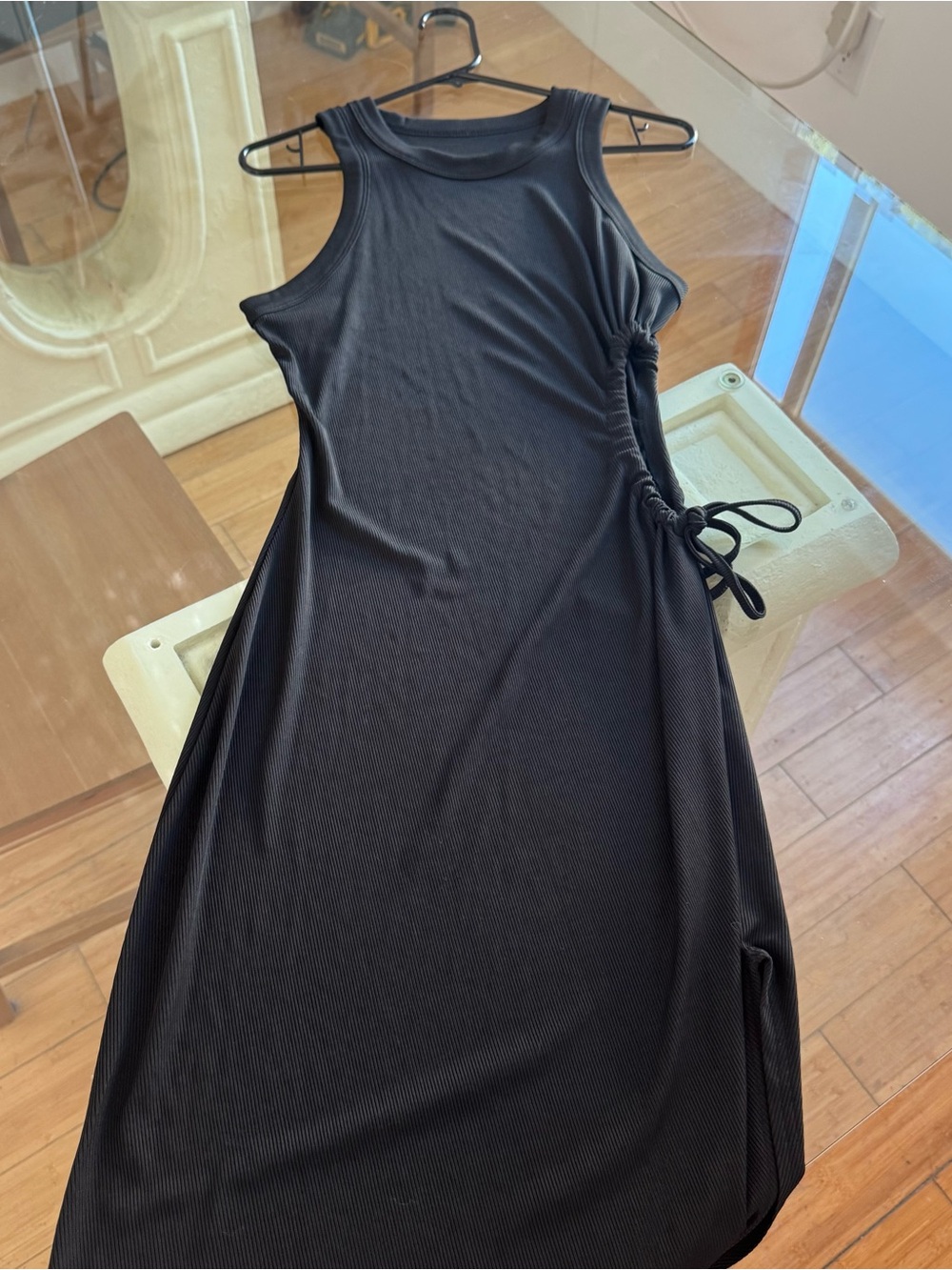 Beach/Poolside dress with cutout